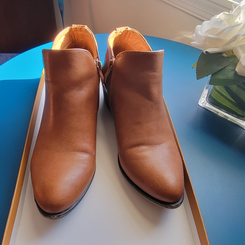 Super cute boots!